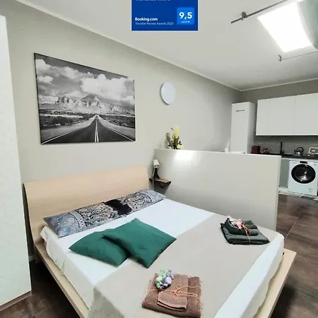 Apartment Sky Loft Nuovissimo Vicinanze Metro Turin