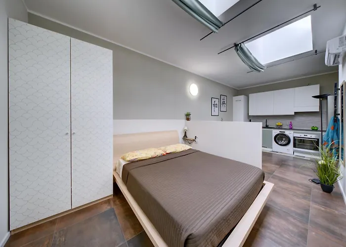 Sky Loft Nuovissimo Vicinanze Metro 아파트