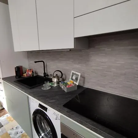 Sky Loft Nuovissimo Vicinanze Metro Daire